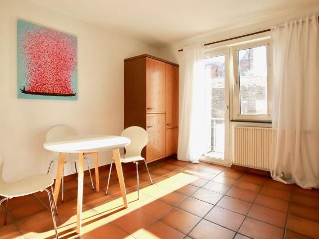 Gemütlich möblierte Wohnung mit Balkon am Zülpicher Platz
