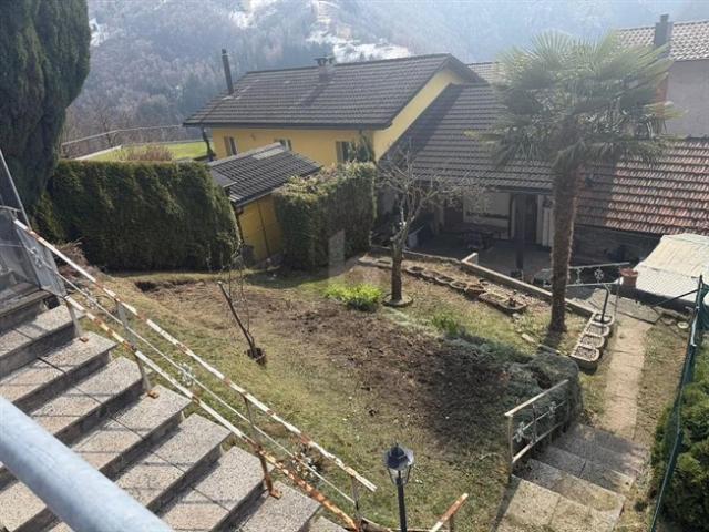 GEMÜTLICH MIT GARTEN UND VERANDA