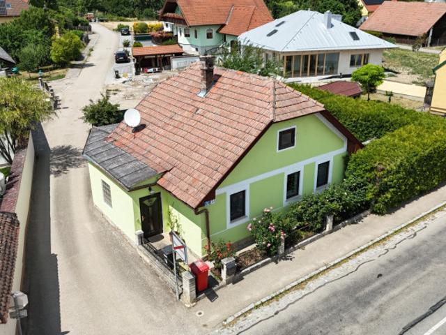 Gemütlich wohnen nahe Retz: Häuschen mit Garten, Keller und Schuppen in Mitterretzbach