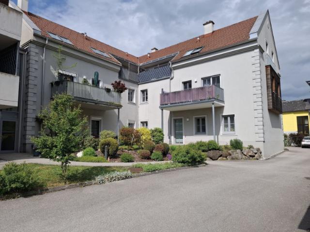 Gemütliche Maisonettewohnung mit zwei Balkonen in Zeillern