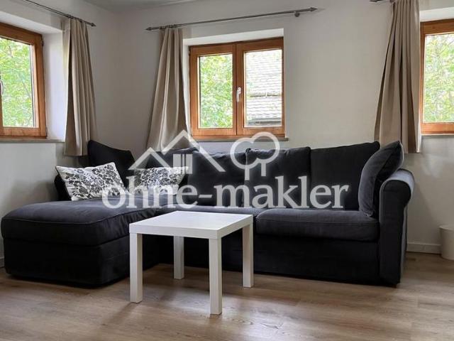 Gemütliche möblierte Wohnung mit Blick ins Grüne