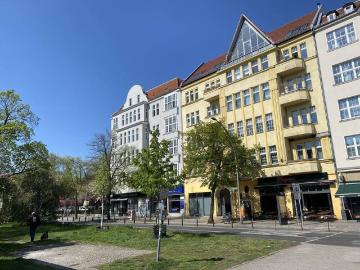 Gemütliche Altbauwohnung mit großzügigem Balkon in bester Lage von Schöneberg!