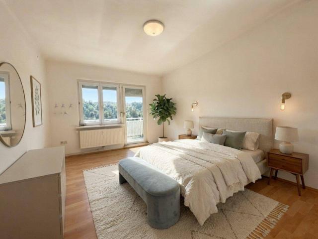 Gemütliche Balkonwohnung mit Weitblick und Stellplatz