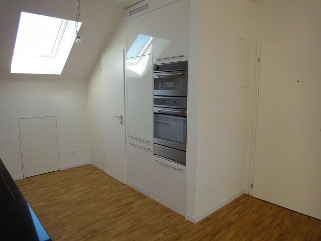 Gemütliche Dachwohnung im Loft Stil an ruhiger Lage