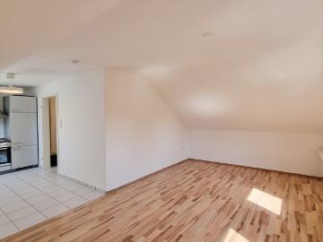 Gemütliche Dachgeschosswohnung in attraktiver Wohnlage von Oerlinghausen!
