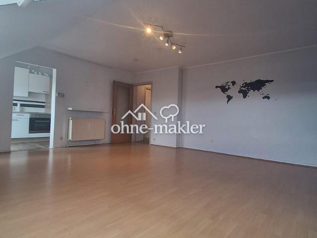 Gemütliche Dachgeschosswohnung in Brühl Kierberg 38qm mit Küche und viel Natur