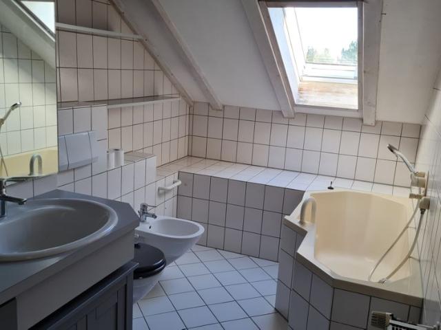 Gemütliche Dachgeschosswohnung in ruhiger Lage!