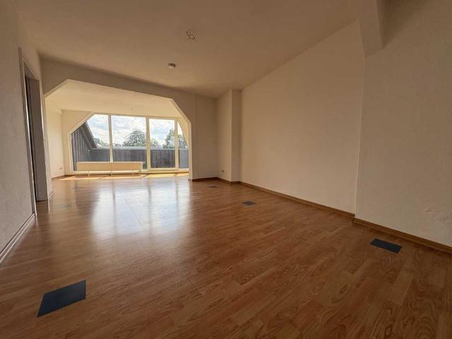 Gemütliche Dachgeschosswohnung in Zehlendorf Befristet!
