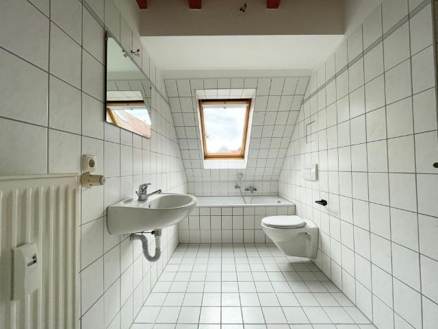 Gemütliche Dachgeschosswohnung lädt zum Träumen ein!