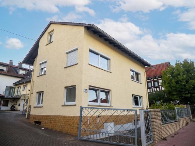 Gemütliche Dachgeschosswohnung mit besonderem Wohncharakter!