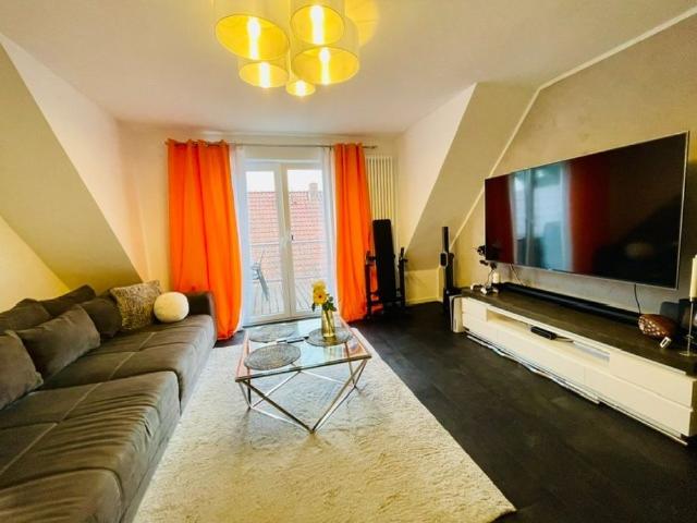 Gemütliche DG Whg. mit großem Balkon 33330 GT Nähe Zentrum