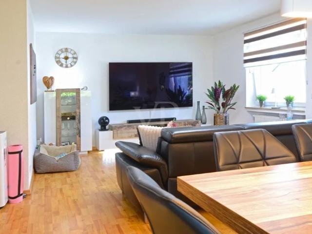 Gemütliche Etagenwohnung in ruhiger Seitenstraße