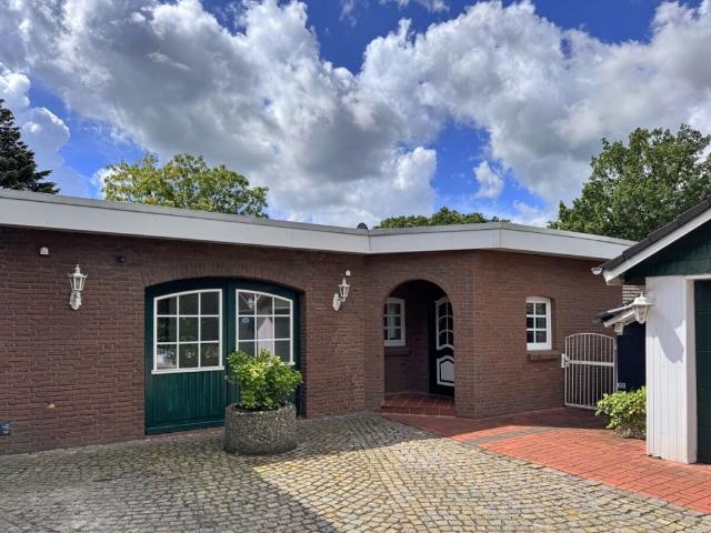 Gemütliche Erdgeschosswohnung mit Wintergarten und Kamin in ruhiger Lage von Hesel