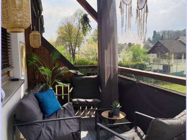 Gemütliche Familien Wohnung, hell, toller Balkon, 2 Schlafzimmer, Wohn Essraum, Keller, Parkplatz