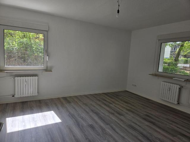 Gemütliche, frisch renovierte 2 Zimmer Wohnung in ruhiger Lage