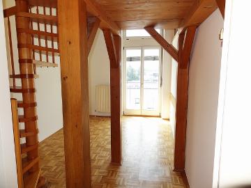 Gemütliche, geräumige und sonnige Maisonette Mietwohnung mit guter Raumaufteilung …!