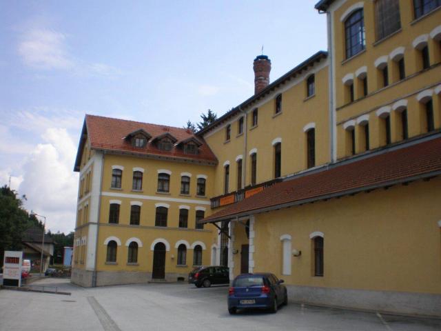 Gemütliche großzügige 2 Zimmer Wohnung in ehemaliger Stiftsbrauerei