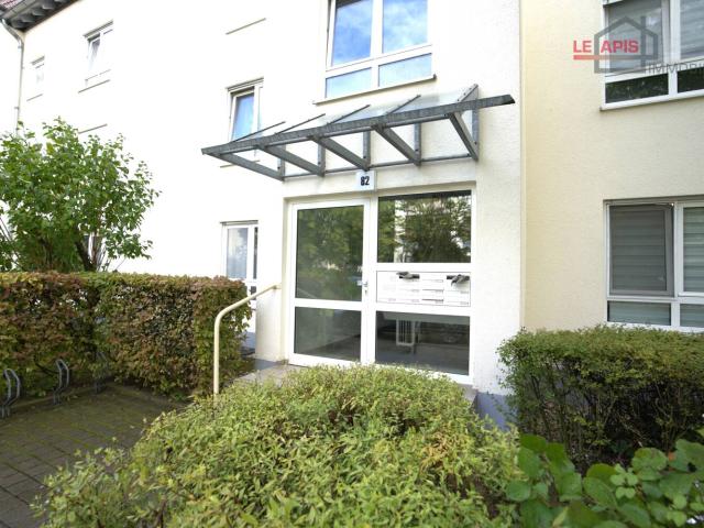 GEMÜTLICHE, HELLE DG 1 RWG M. DACHTERRASSE U. TG IN IDYLLISCHER WOHNLAGE V. LPZ. LINDENTHAL