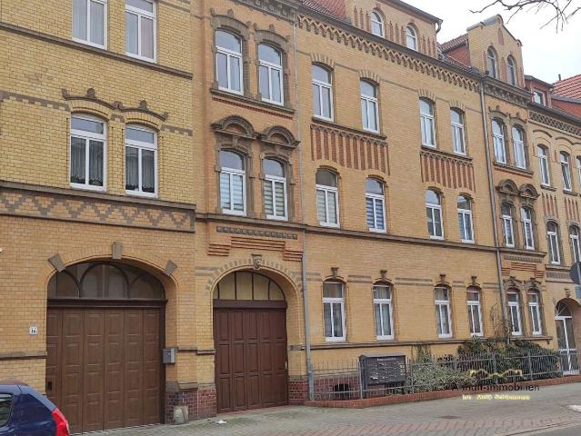 Gemütliche helle 3 Raumwohnung mit Stellplatz im Hof