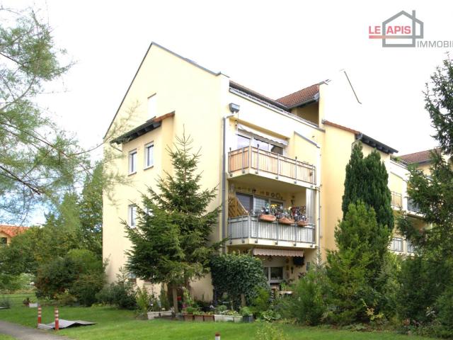 GEMÜTLICHE, RUHIG GELEGENE 2 RWG M. EBK, BK, AR U. PKW STELLPLATZ IN BEGEHRTER LAGE V. LINDENTHAL