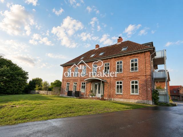 Gemütliche und geräumige 5 Zimmer Erdgeschosswohnung zwischen Lübeck und Hamburg