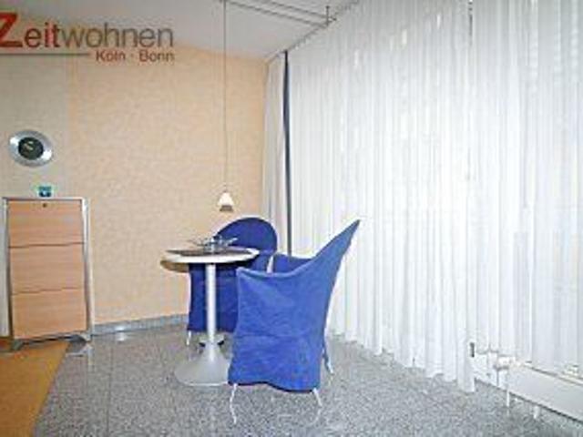 Gemütliche und großzügige Wohnung Nähe Rhein