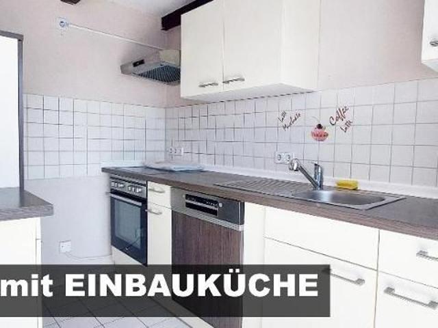 Gemütliche und helle 4 Raum Wohnung mit Balkon & Loggia & Einbauküche