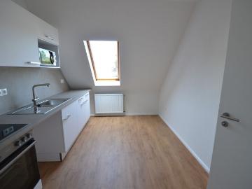 Gemütliche und helle 2 Zi. DG Wohnung in Altbremer Haus mit EBK, zentrale Lage in Schwachhausen