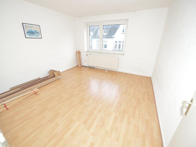 Gemütliche und moderne Wohnung mit Gartennutzung