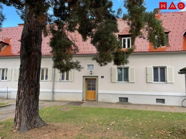 Gemütliche und preiswerte Dachgeschoßwohnung in ruhiger idyllische Lage