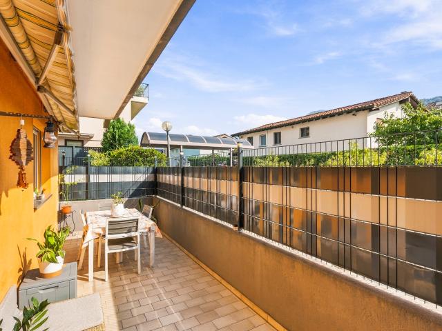 Gemütliche Wohnung, komplett renoviert mit Terrasse