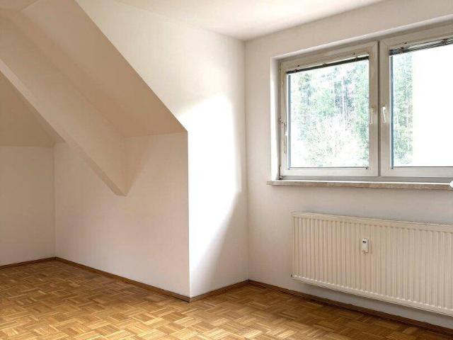 Gemütliche Wohnung im Dachgeschoss in Thörl, Steiermark – Ihr neues Zuhause!