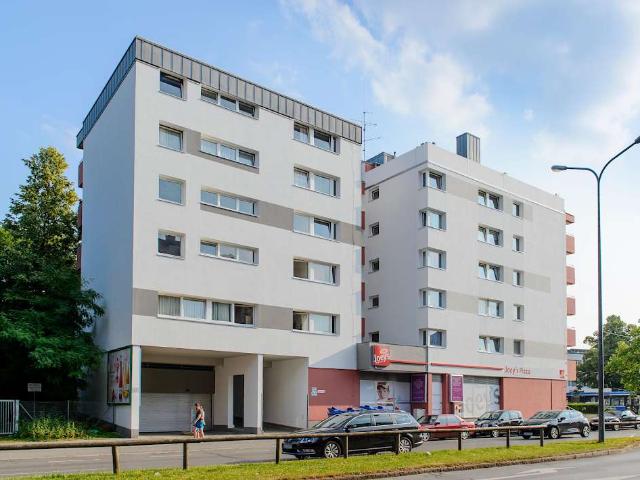 Gemütliche Wohnung in bester Lage mit viel Licht und separater Küche