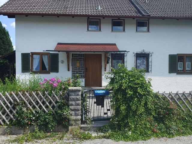 gemütliche Wohnung in einem Zweifamilienhaus