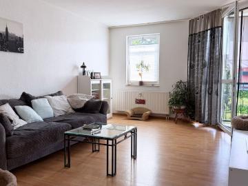 Gemütliche Wohnung mit Balkon und Garagenstellplatz