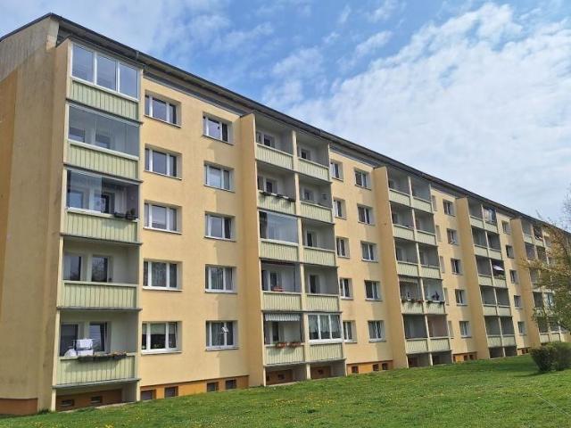 Gemütliche Wohnung mit hellen Räumen und Balkon