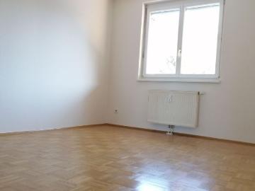 Gemütliche Zwei Zimmer Wohnung mit Balkon Provisionsfrei!