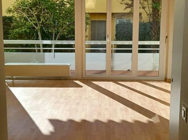 Gemütliche 1.5 Zimmer Wohnung mit Balkon in Losone