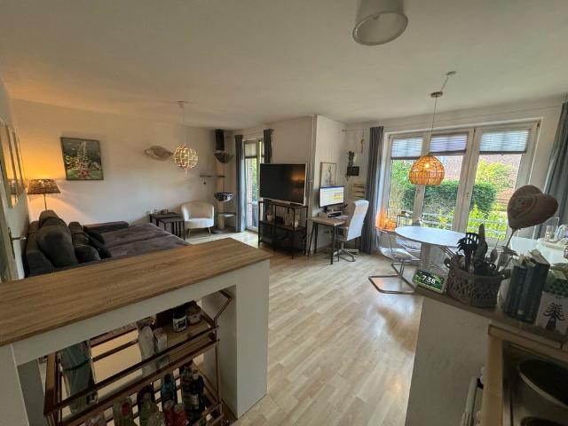 Gemütliche 1,5 Zimmer Wohnung mit kleiner Terrasse