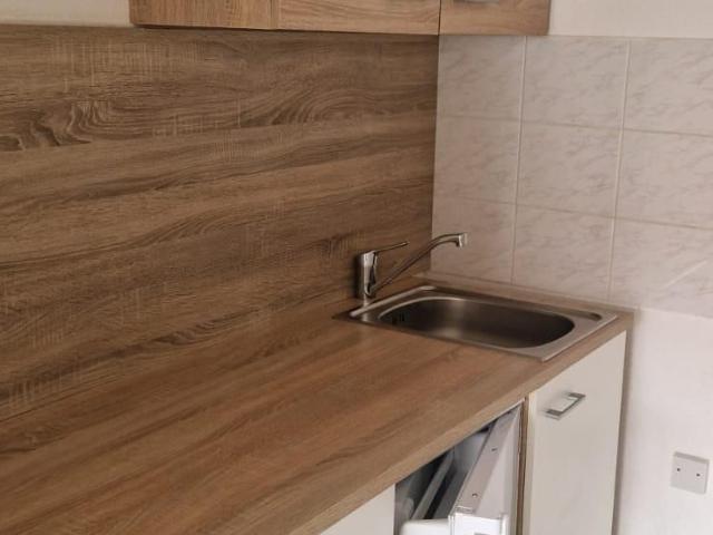 Gemütliche 1 Raum Wohnung mit Balkon und Tiefgaragenstellplatz in Niederlungwitz