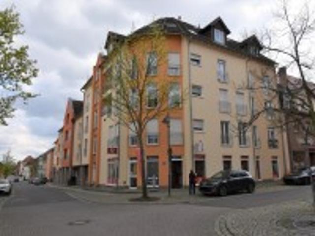 Gemütliche 1 Raumwohung mit Balkon und Badewanne im Herzen der Calauer Innenstadt