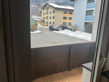 Gemütliche 1 Zi Wohnung mit Loggia & Parkplatz