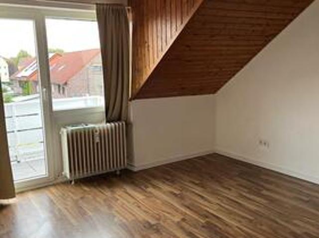 Gemütliche 1 Zimmer Dachgeschosswohnung