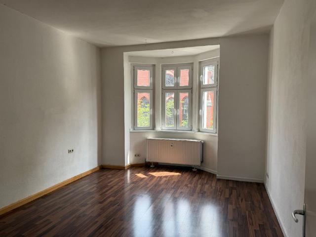 Gemütliche 1 Zimmer Wohnung mit Altbaucharakter in ruhiger Lage!