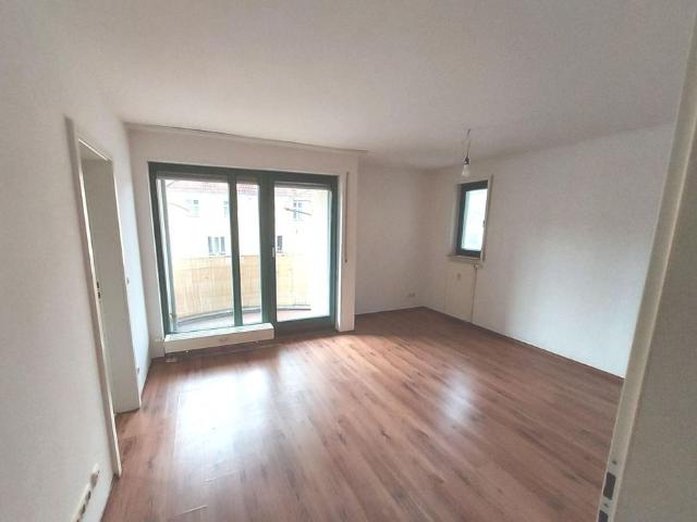 Gemütliche 1 Zimmer Wohnung mit Balkon sucht neue Mieter!