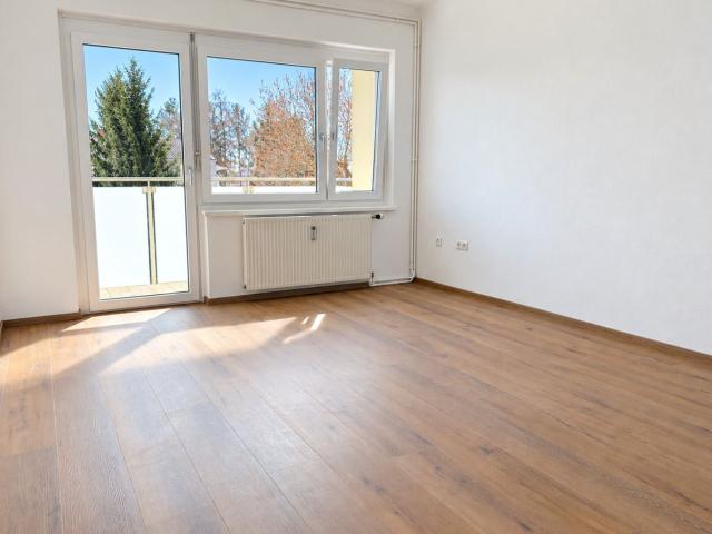 Gemütliche 1 Zimmer Wohnung mit Küche und Balkon in Sehr Guter Lage!
