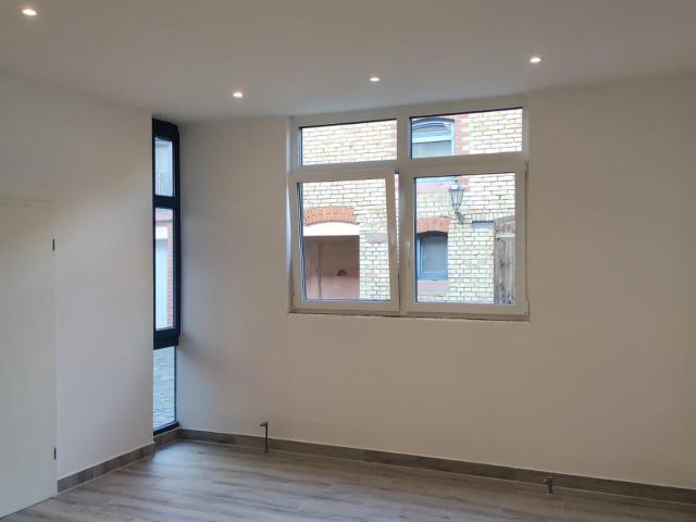Gemütliche 1 Zimmer Wohnung teilmöbliert mit Einbauküche barrierefrei