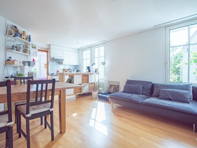 Gemütliche 2.5 Zi. Singlewohnung mit Balkon