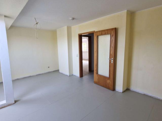 Gemütliche 2,5 Zimmer Dachgeschosswohnung – Duisburg Rheinhausen