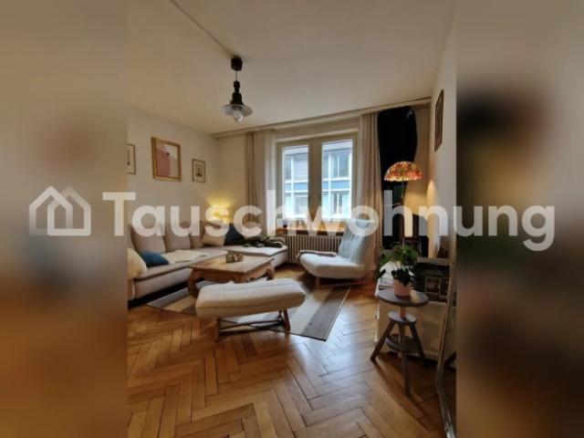 Gemütliche 2.5 Zimmer Wohnung im Kreis 4